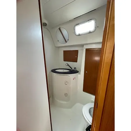 Oceanis 31037i