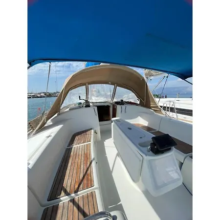 Oceanis 31037i